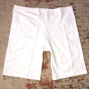 🧜🏼‍♀️3 for $15 item!🧜🏼‍♀️ bike shorts